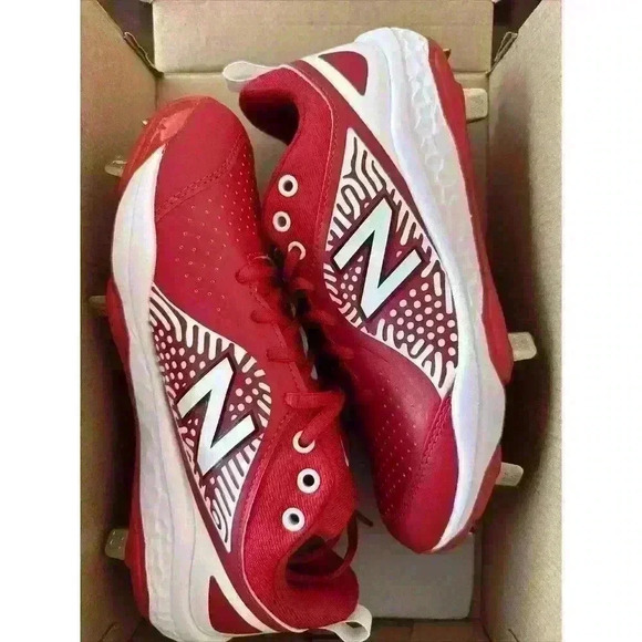 NEW BALANCE Low-Cut VELO Metal Softball Cleats Women's Size 7.5 SMVELOR2 RED‎ - Picture 1 of 8